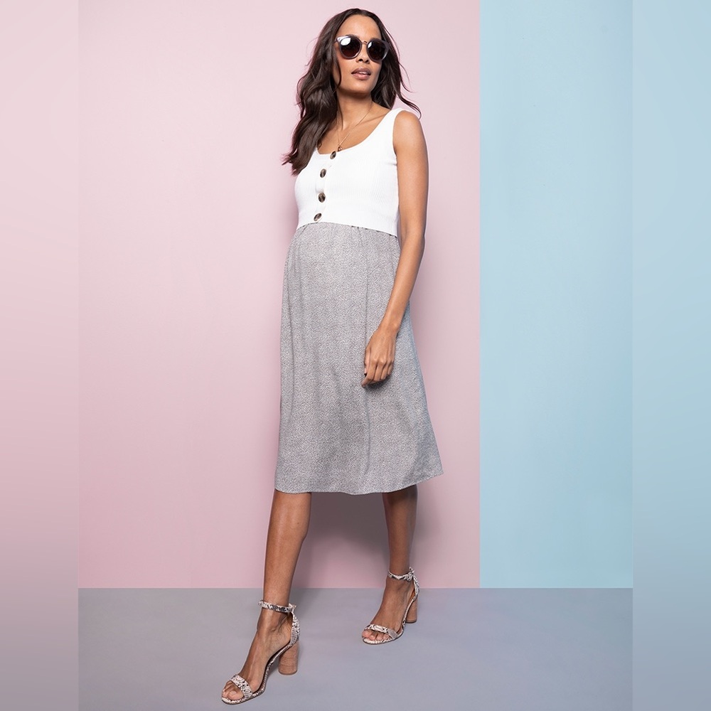 Elegant White and Gray Sleeveless Dress